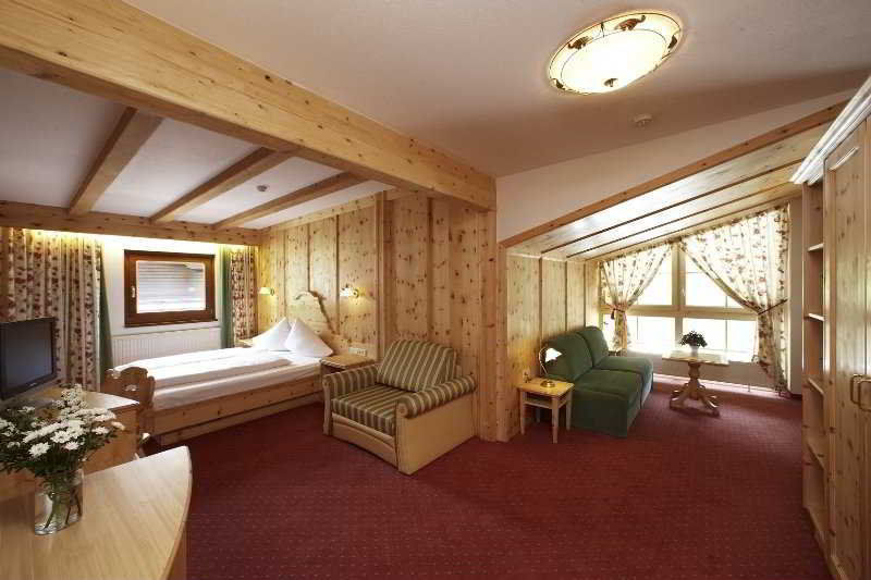 Sportlers Lodge Soelden Lifestyle-Laessig-Anders Exterior photo